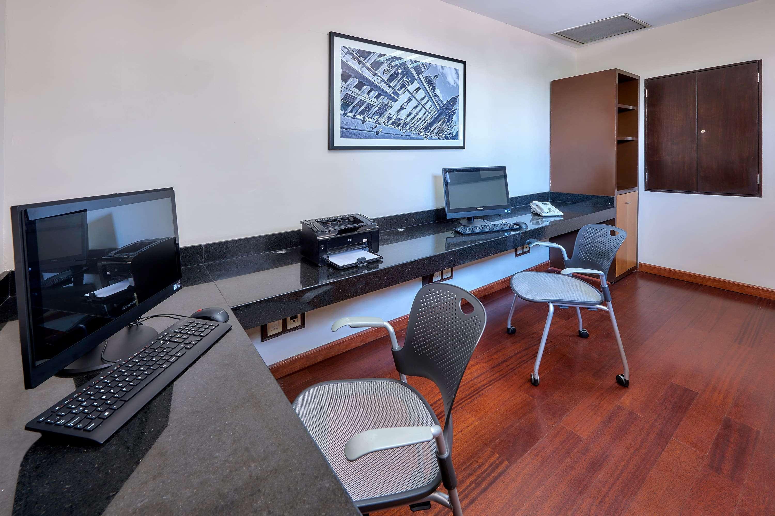 Wyndham Garden Mexico City - Polanco מראה חיצוני תמונה